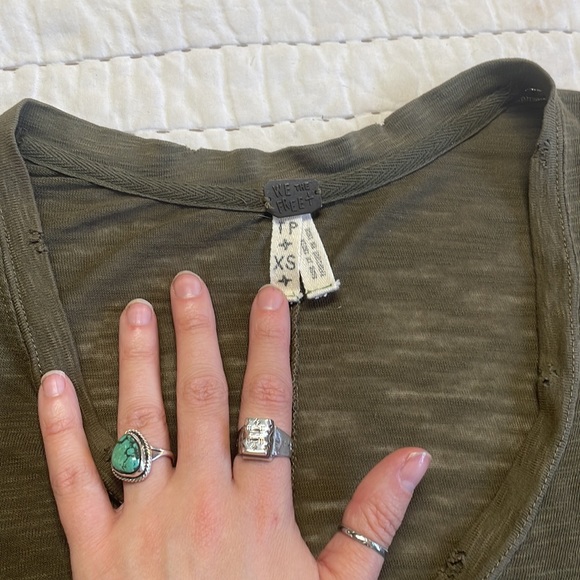 Free People Anna Burnout High Low Long Sleeve Distressed V-Neck Tee (S) - Picture 5 of 5